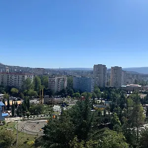 https://apartments-of-gregoryan.alltbilisihotels.com
